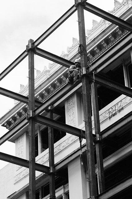 Beam Worker &copy; Dennis Mojado