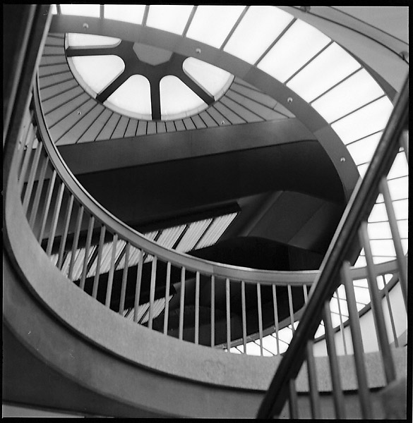 Berkeley BART &copy; Dennis Mojado