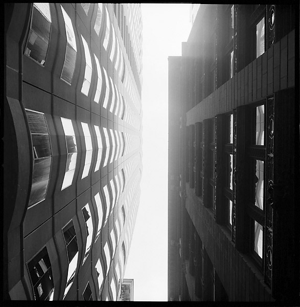 Buildings Alleyway, Up &copy; Dennis Mojado