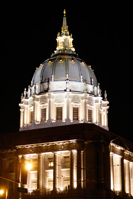 City Hall &copy; Dennis Mojado