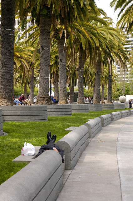 Embarcadero &copy; Dennis Mojado