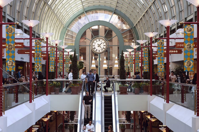 Galleria lunch &copy; Dennis Mojado