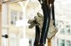 Gloves, Cablecar
