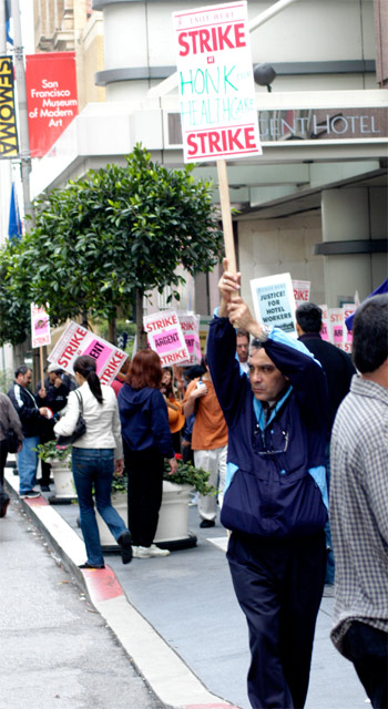 Honk for Healthcare &copy; Dennis Mojado