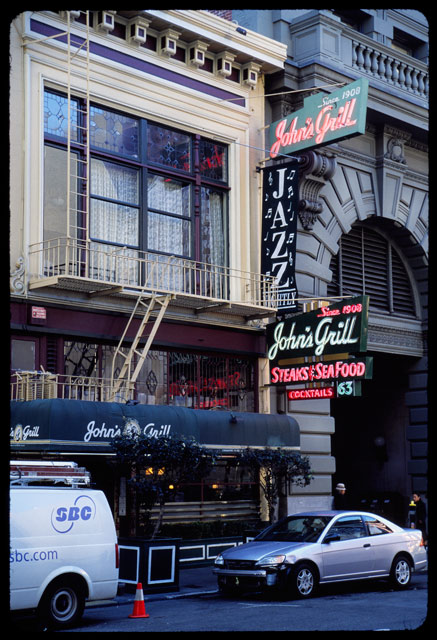 John's Grill &copy; Dennis Mojado