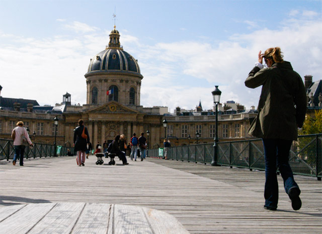 Paris Bridge &copy; Dennis Mojado