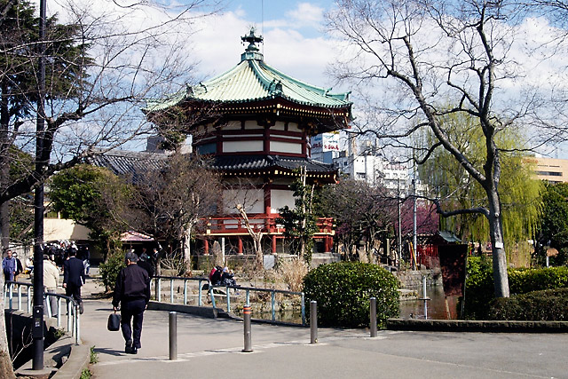 Ueno &copy; Dennis Mojado