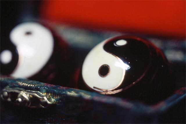 Yin-Yang Balls &copy; Dennis Mojado